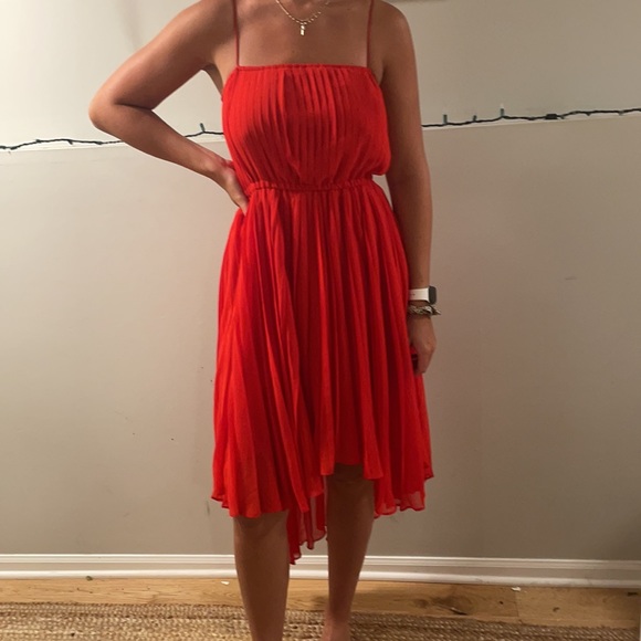 Alice + Olivia Dresses & Skirts - Alice and Olivia red chiffon pleated dress!